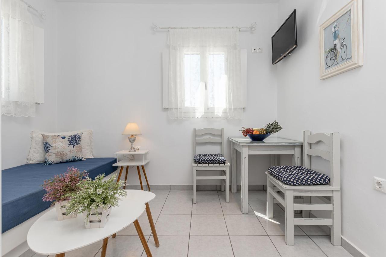 Zanneta Apartments & Suites Микри Вигла Екстериор снимка