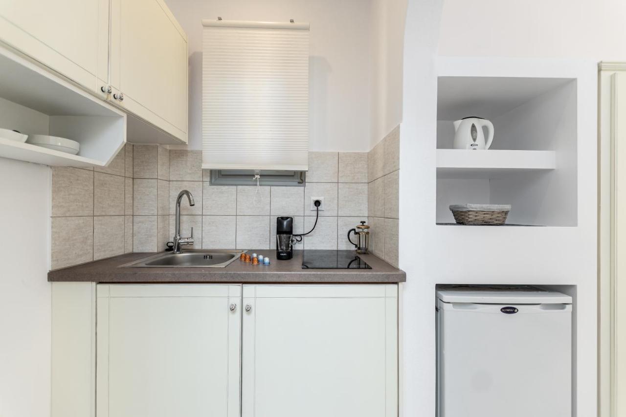 Zanneta Apartments & Suites Микри Вигла Екстериор снимка