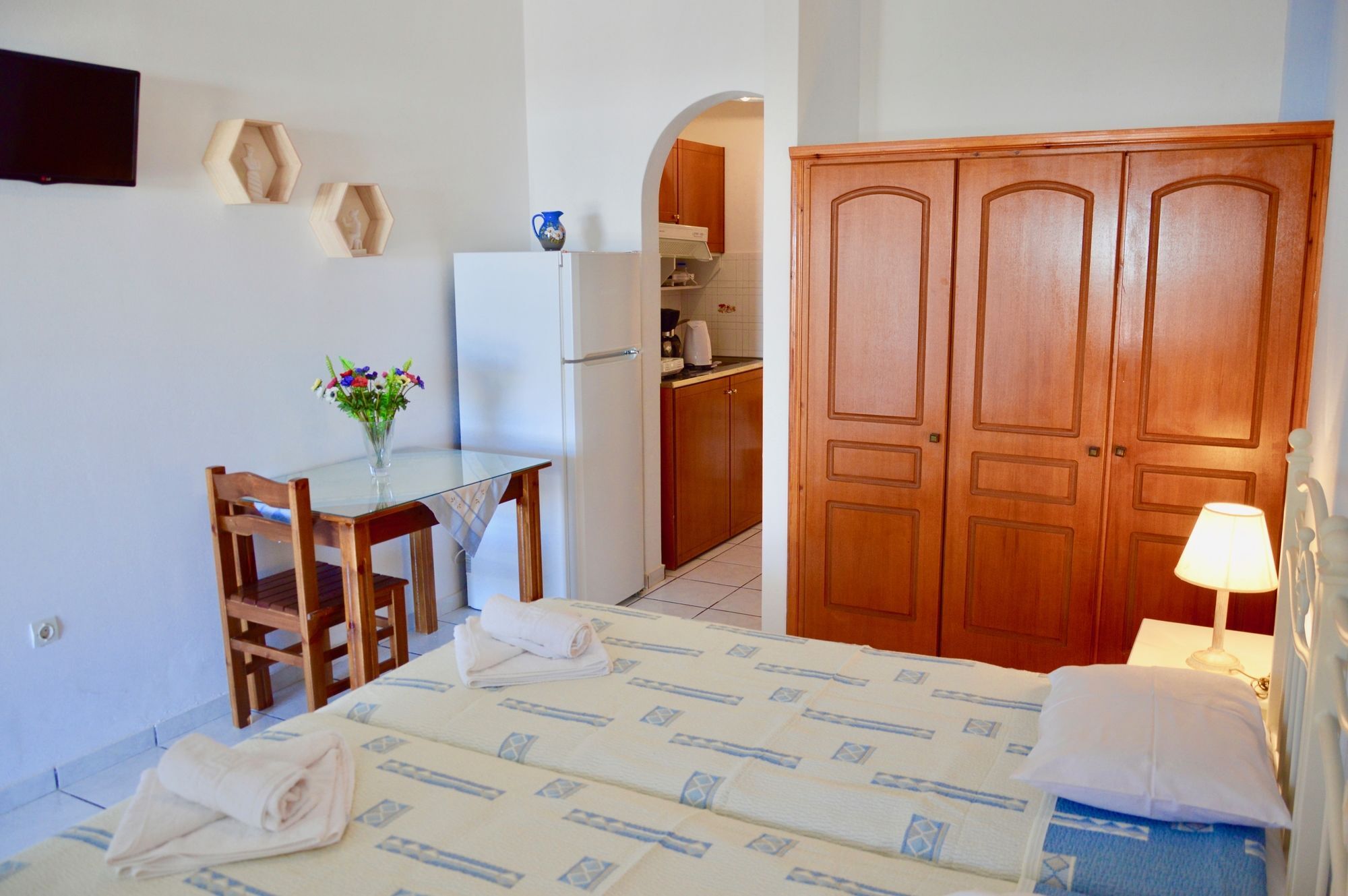 Zanneta Apartments & Suites Микри Вигла Екстериор снимка